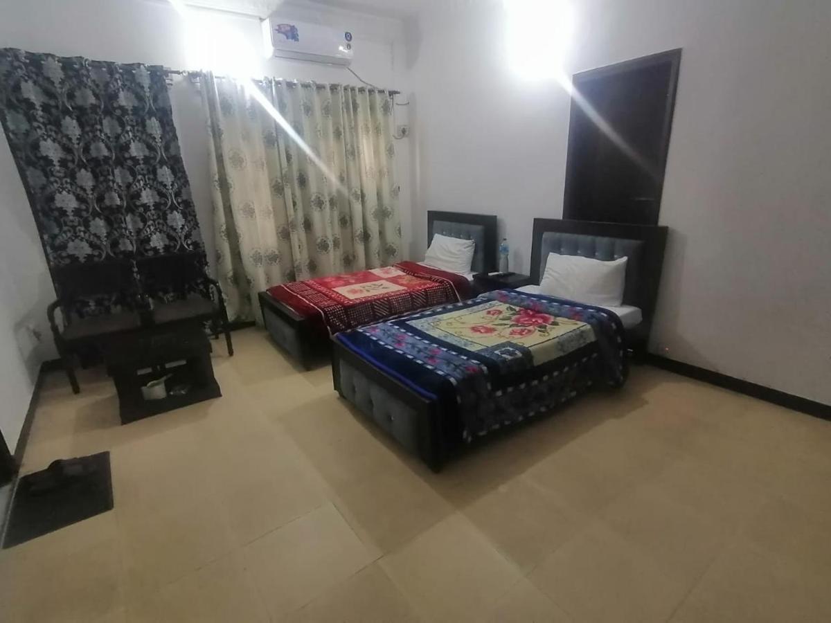 Lux Lounge Guest House Islamabad Eksteriør billede