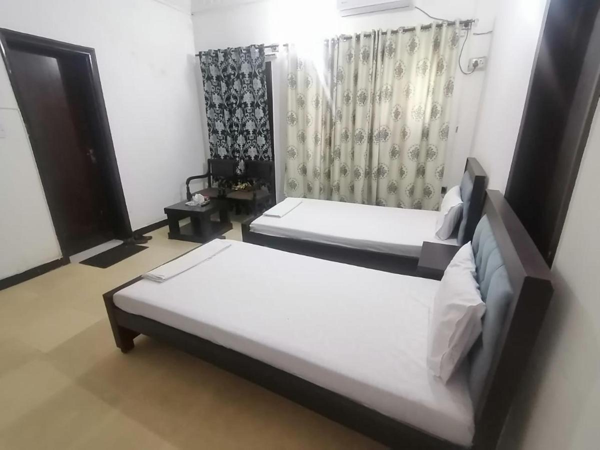Lux Lounge Guest House Islamabad Eksteriør billede